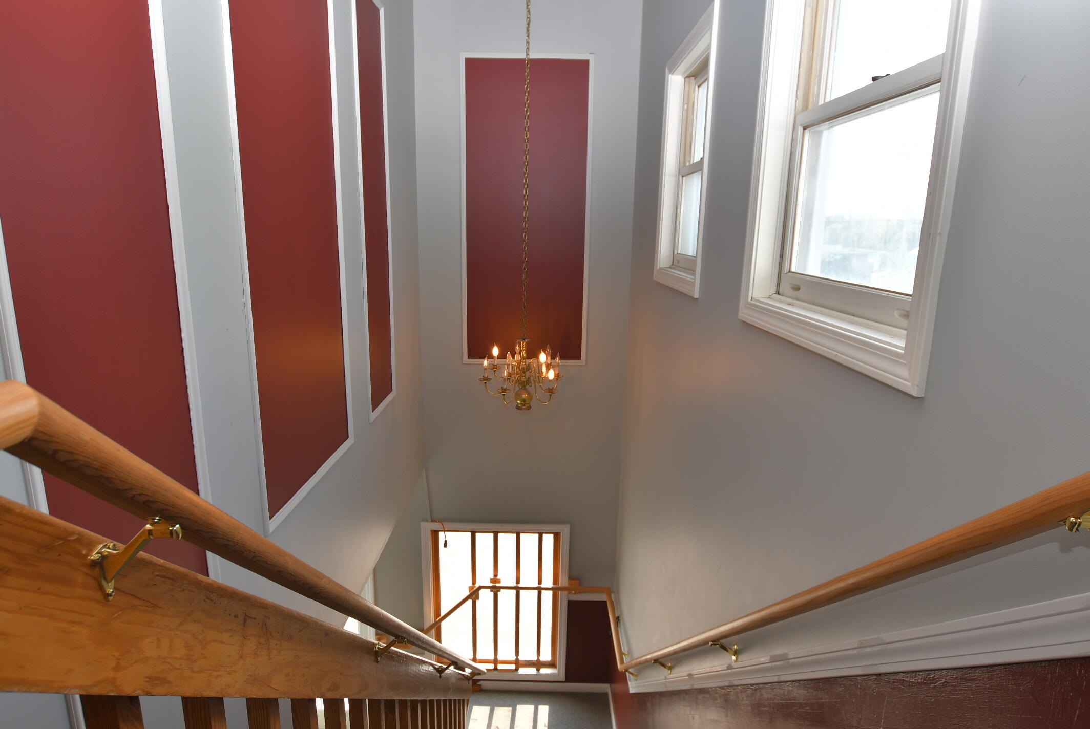 952 Post Road, Unit 7 Wells, ME 04090 - Photo 31 of 35 stair lobby