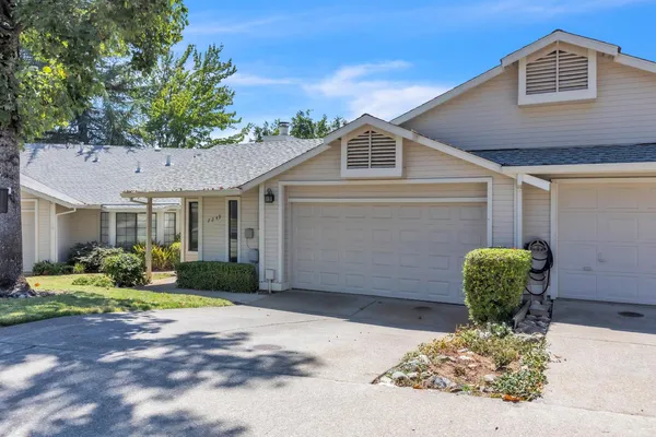 $379,000 | 2249 Country Villa Court, Unit 20, Auburn, CA 95603