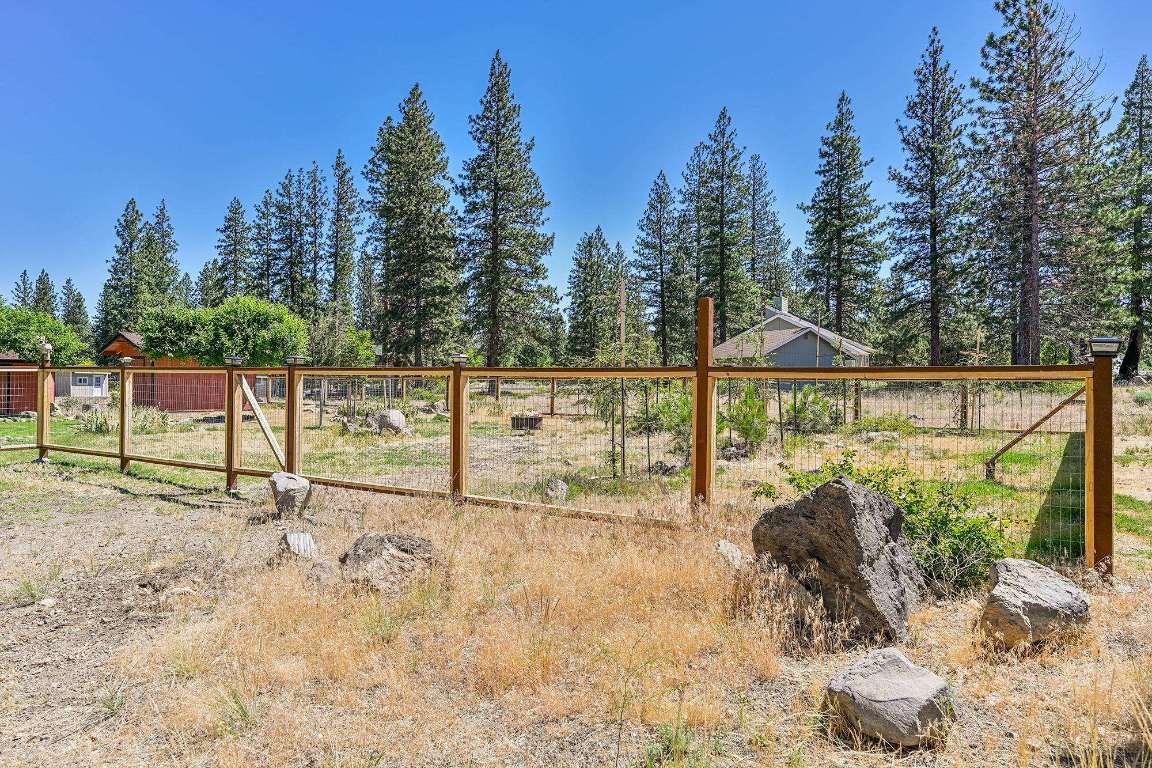 17855 Fisher Road Weed, CA 96094 - Photo 31 of 43 Gallery Image 31