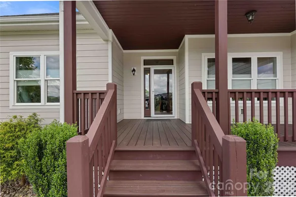 $650,000 | 806 Blacksmith Run Drive, Hendersonville, NC 28792