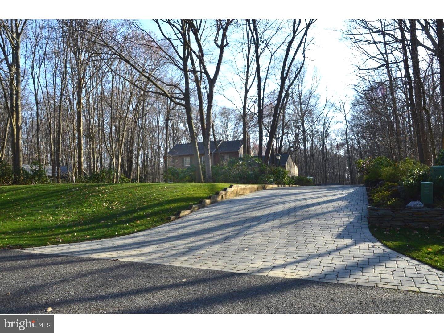 14 Ginger Road Chesterfield, NJ 08515 - Photo 22 of 25 Driveway