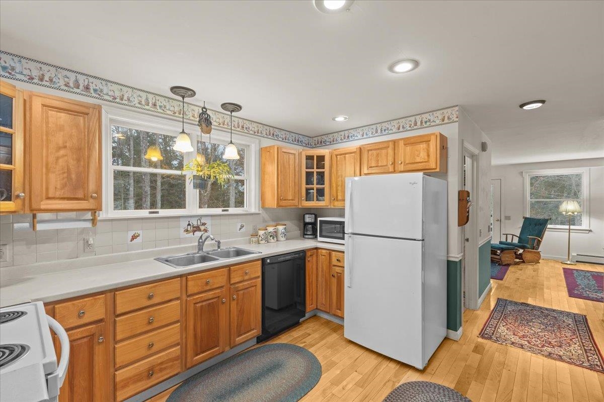 531 Beacon Hill Road Morristown, VT 05661 - Photo 15 of 33