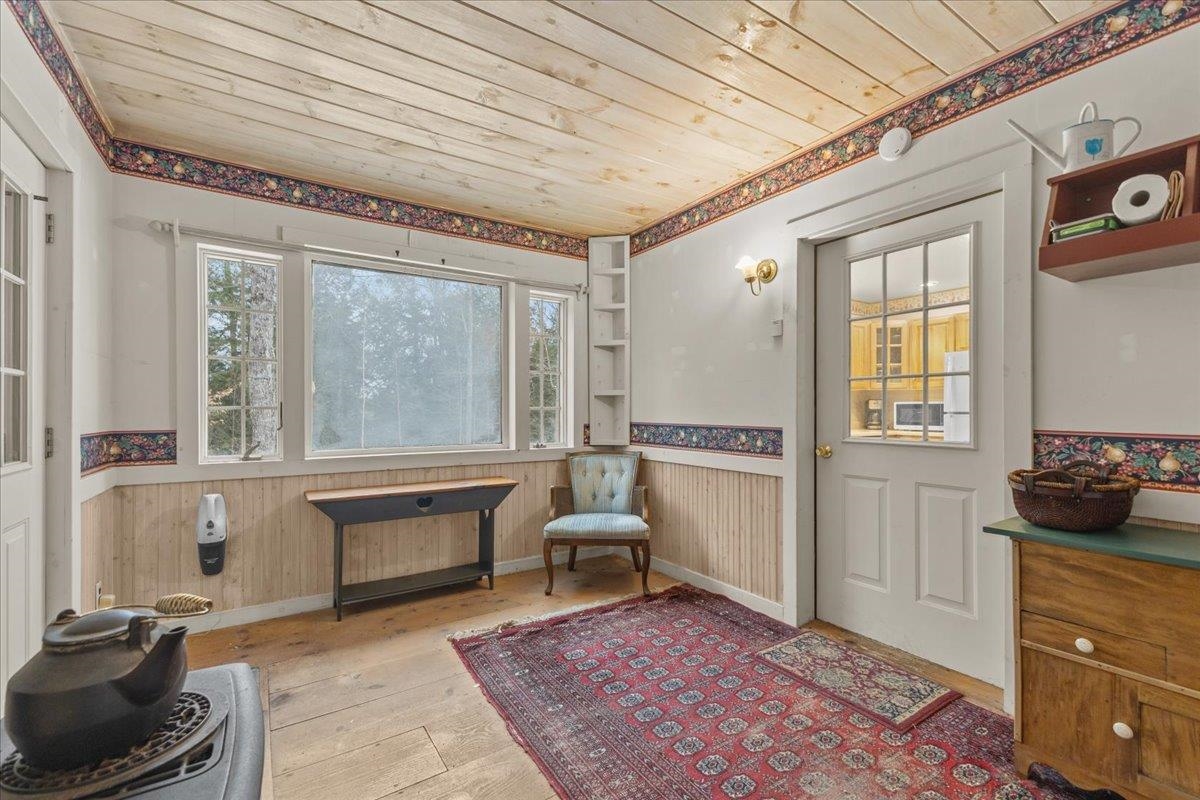 531 Beacon Hill Road Morristown, VT 05661 - Photo 18 of 33