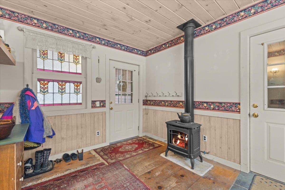 531 Beacon Hill Road Morristown, VT 05661 - Photo 19 of 33