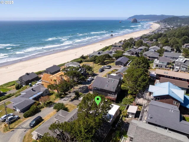 $729,000 | 4463 Pacific Drive, Cannon Beach, OR 97110