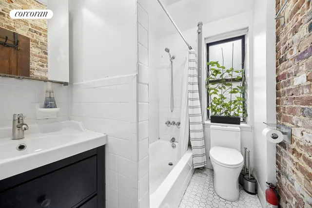 $499,999 | 551 West 160th Street, Unit 5B | Washington Heights