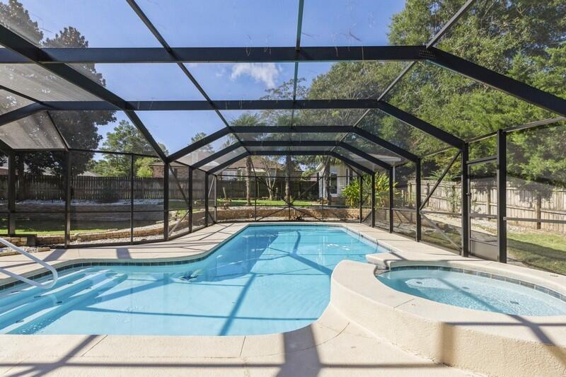 2634 Sorrel Ridge Road Crestview, FL 32536 - Photo 32 of 36 pool