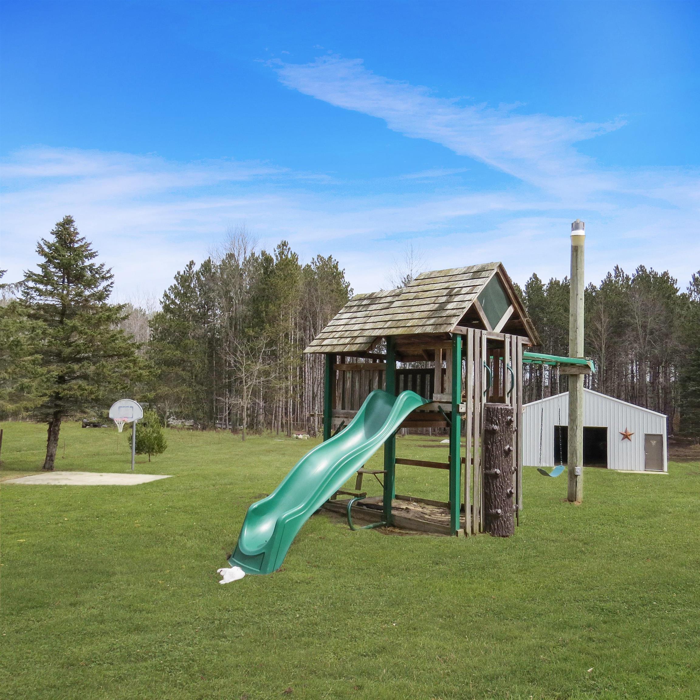 6875 Clark Road Kingsley, MI 49649 - Photo 43 of 50 1898293-46.JPG