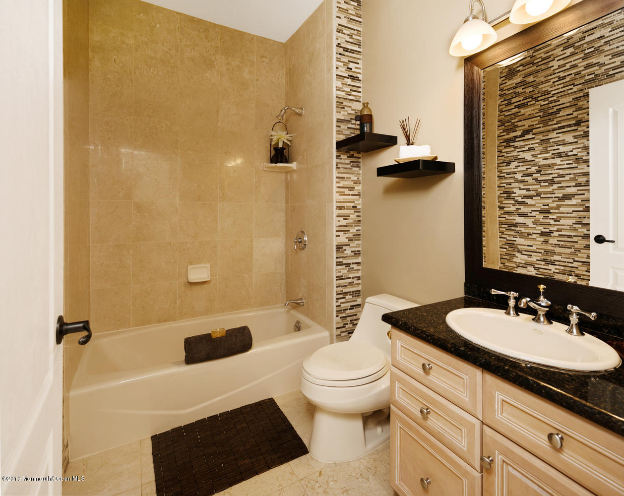263 South Holland Road Holmdel, NJ 07733 - Photo 13 of 34 Main Floor Full Bath