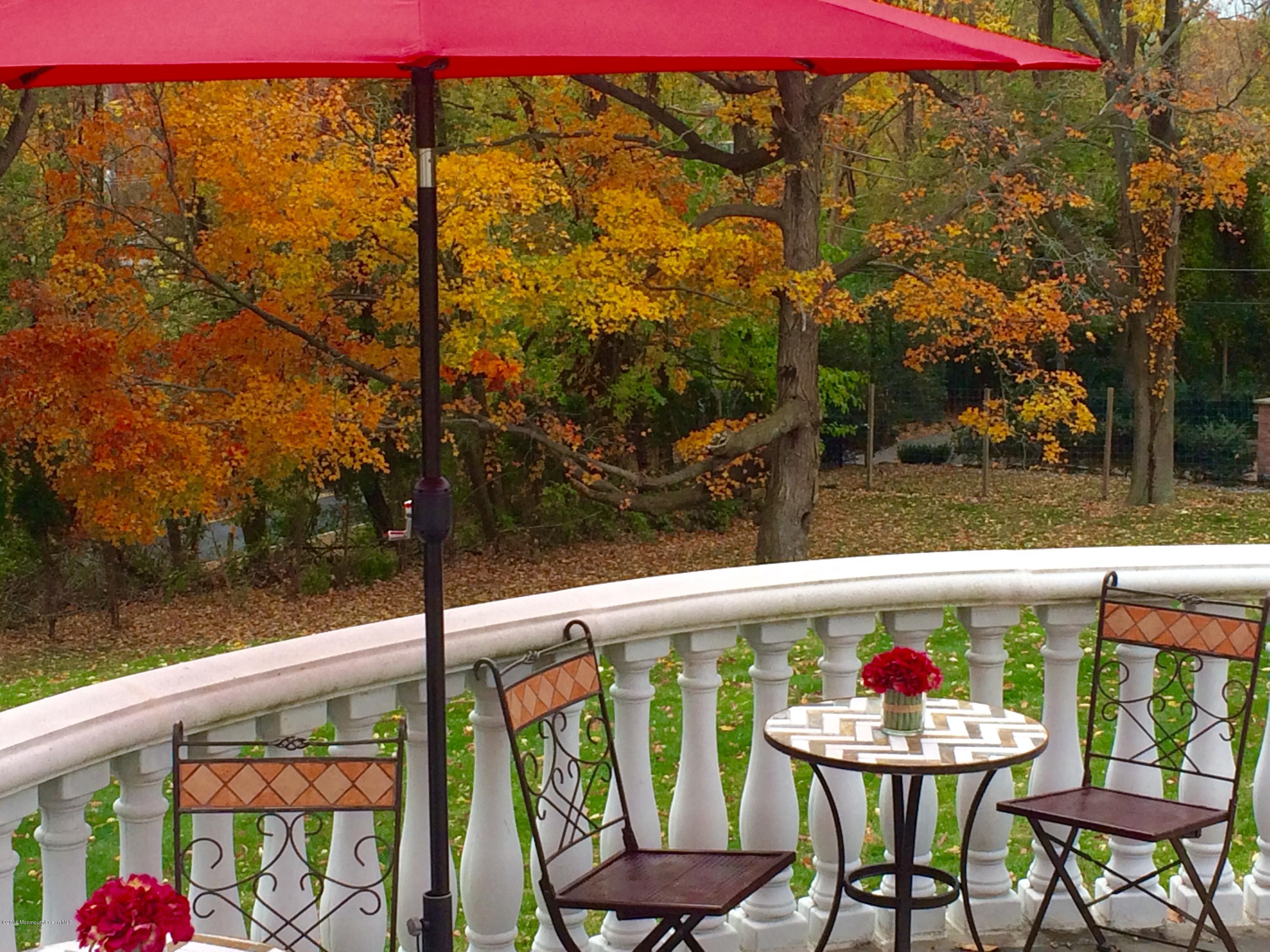 263 South Holland Road Holmdel, NJ 07733 - Photo 30 of 34 Autumn