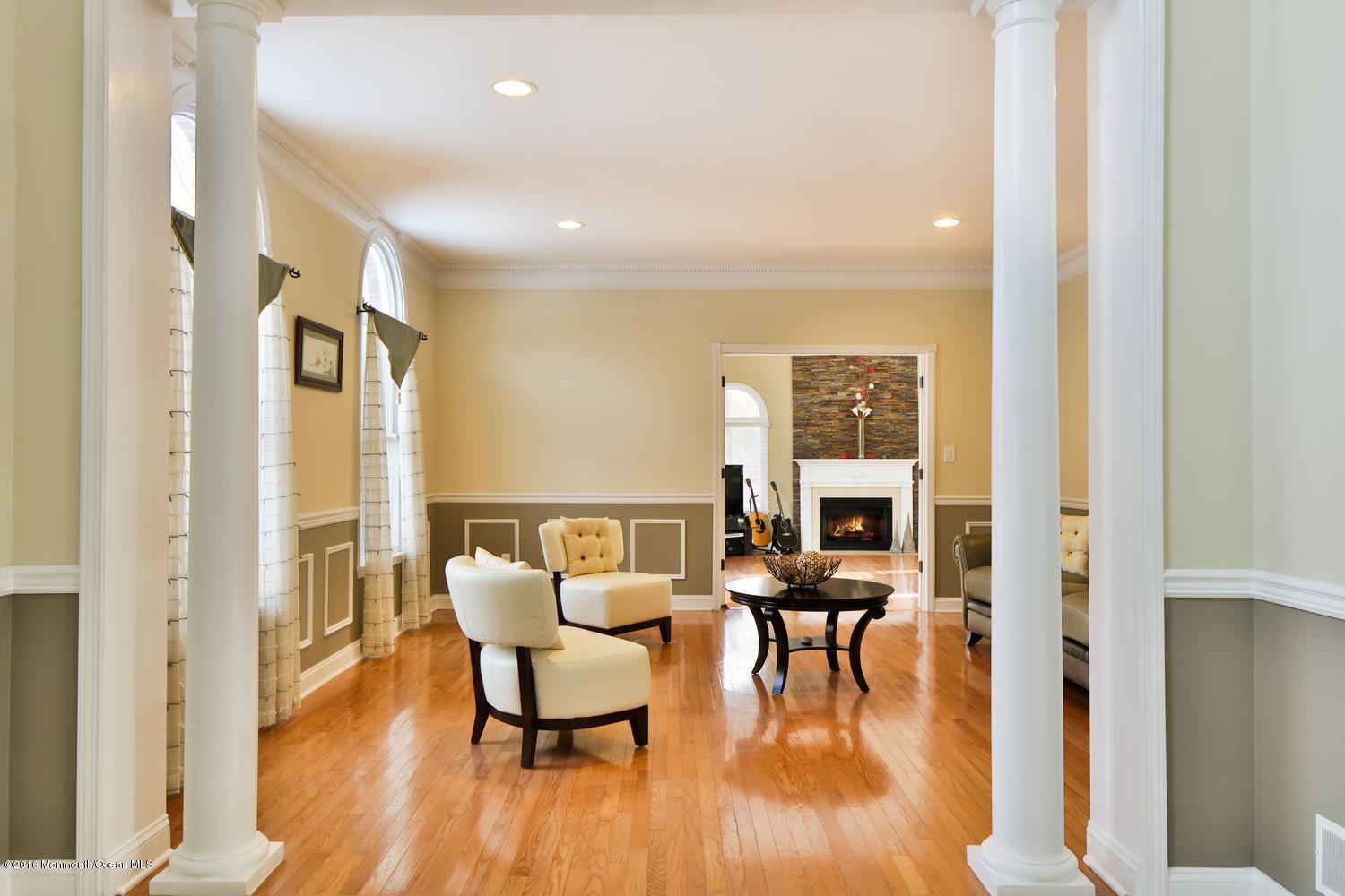 263 South Holland Road Holmdel, NJ 07733 - Photo 5 of 34 Living Room