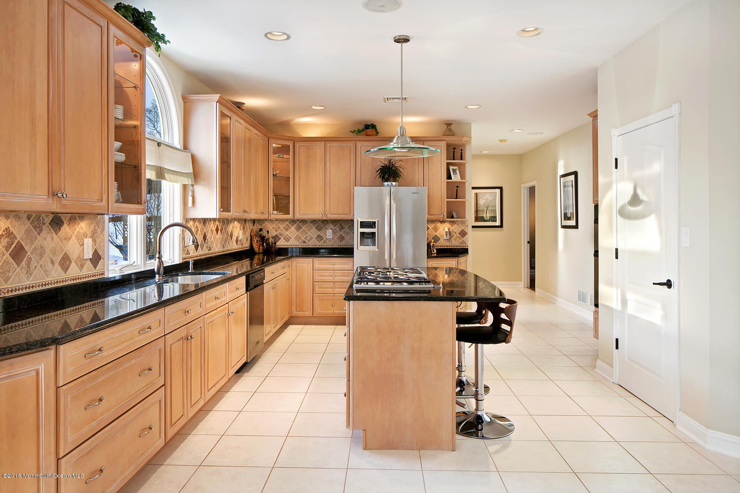 263 South Holland Road Holmdel, NJ 07733 - Photo 10 of 34 Expansive Kitchen