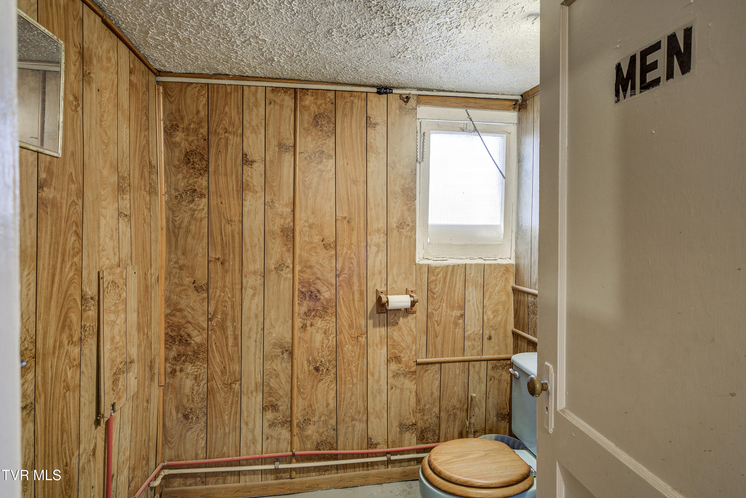 304 Merry Drive Elizabethton, TN 37643 - Photo 39 of 61 Merry-38