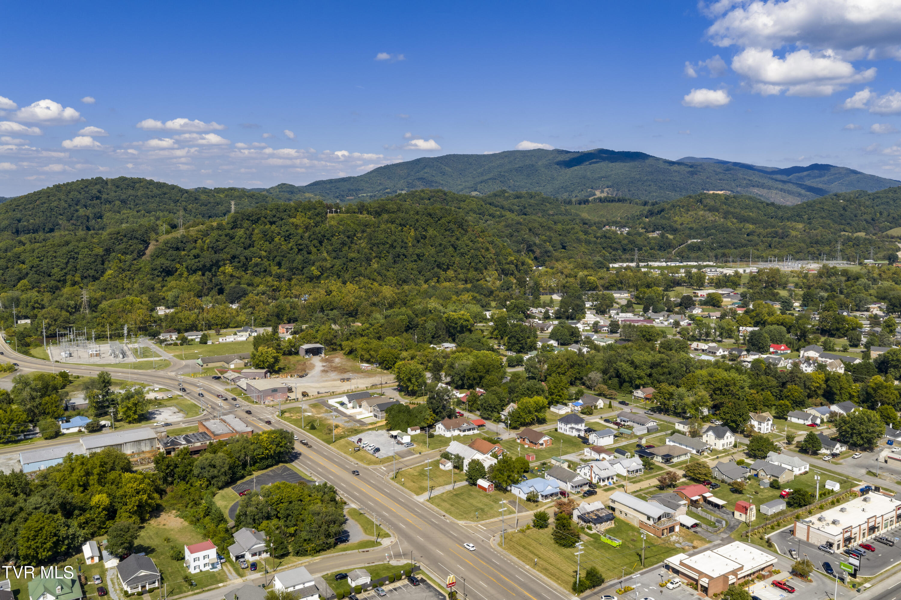 304 Merry Drive Elizabethton, TN 37643 - Photo 56 of 61 Merry-aerials-12