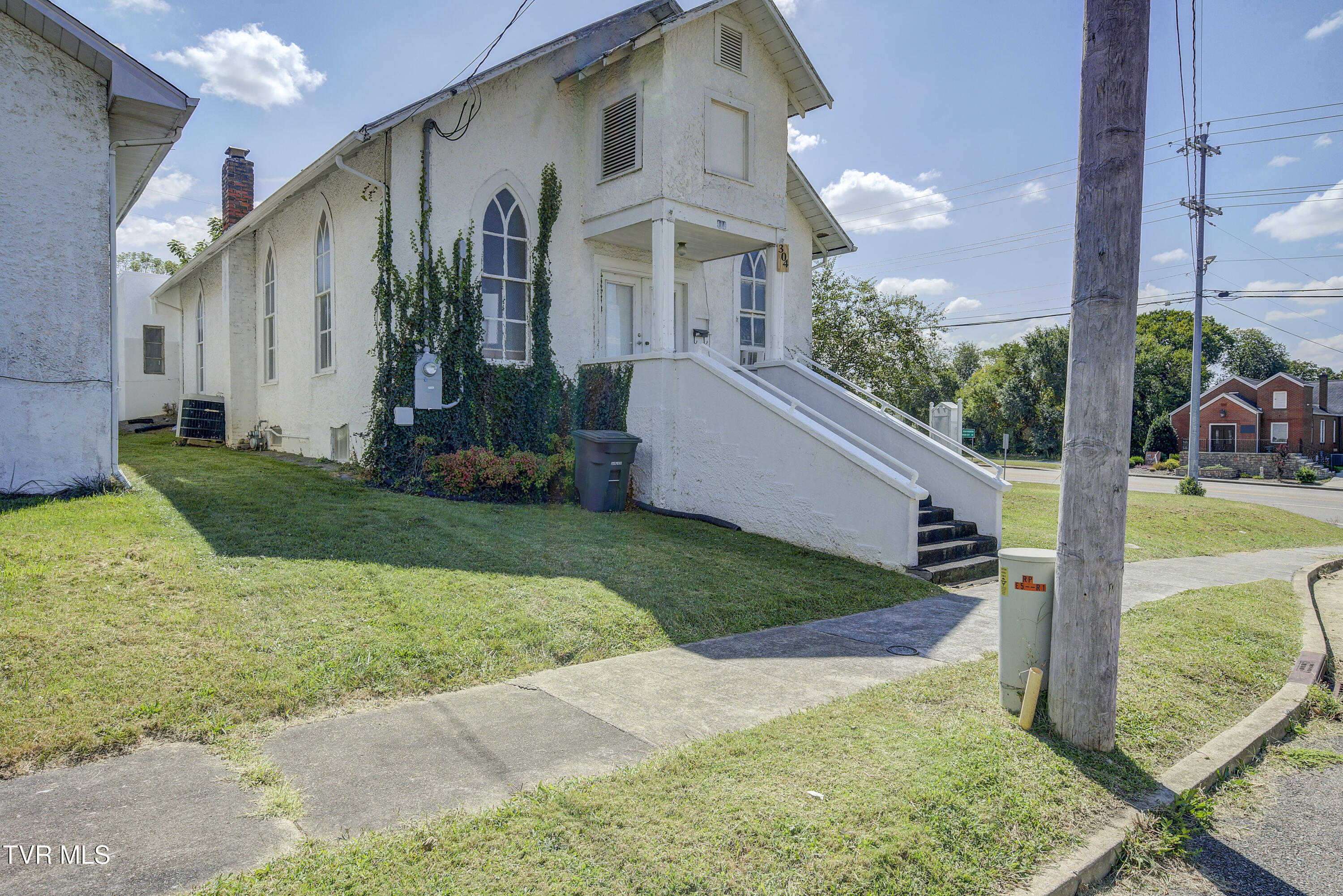 304 Merry Drive Elizabethton, TN 37643 - Photo 61 of 61 Thank You For Coming