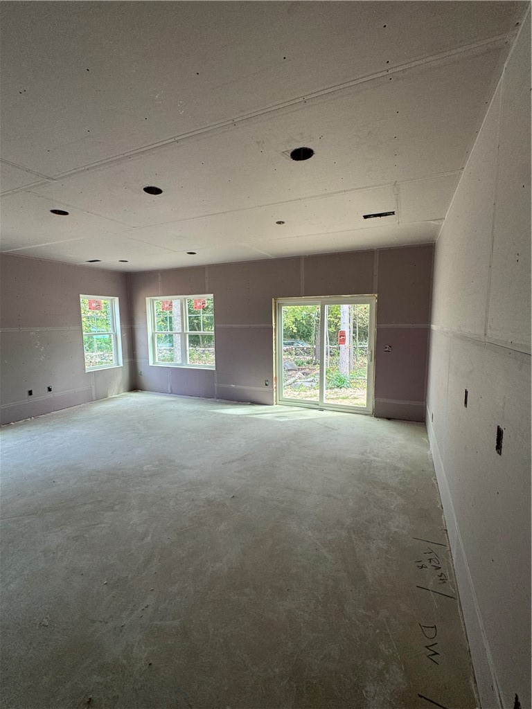 10 College Hill Road Warwick, RI 02886 - Photo 3 of 10 Gallery Image 3
