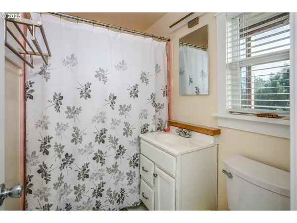 $199,000 | 40 Avenue U, Unit 61, Seaside, OR 97138