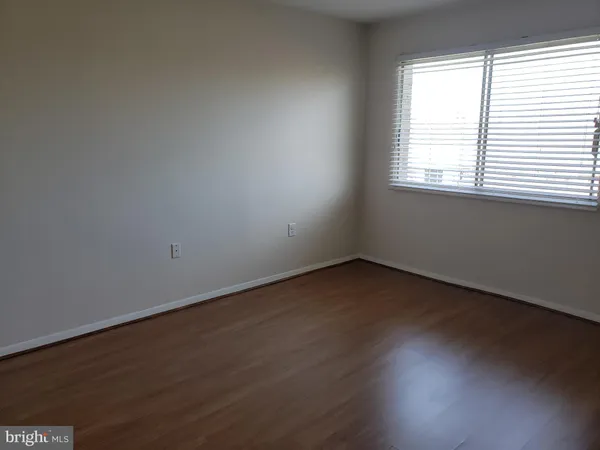 $1,650 | 12701 Lotte Drive, Unit 302, Woodbridge, VA 22192