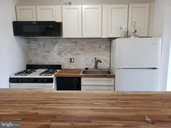 $1,650 | 12701 Lotte Drive, Unit 302, Woodbridge, VA 22192