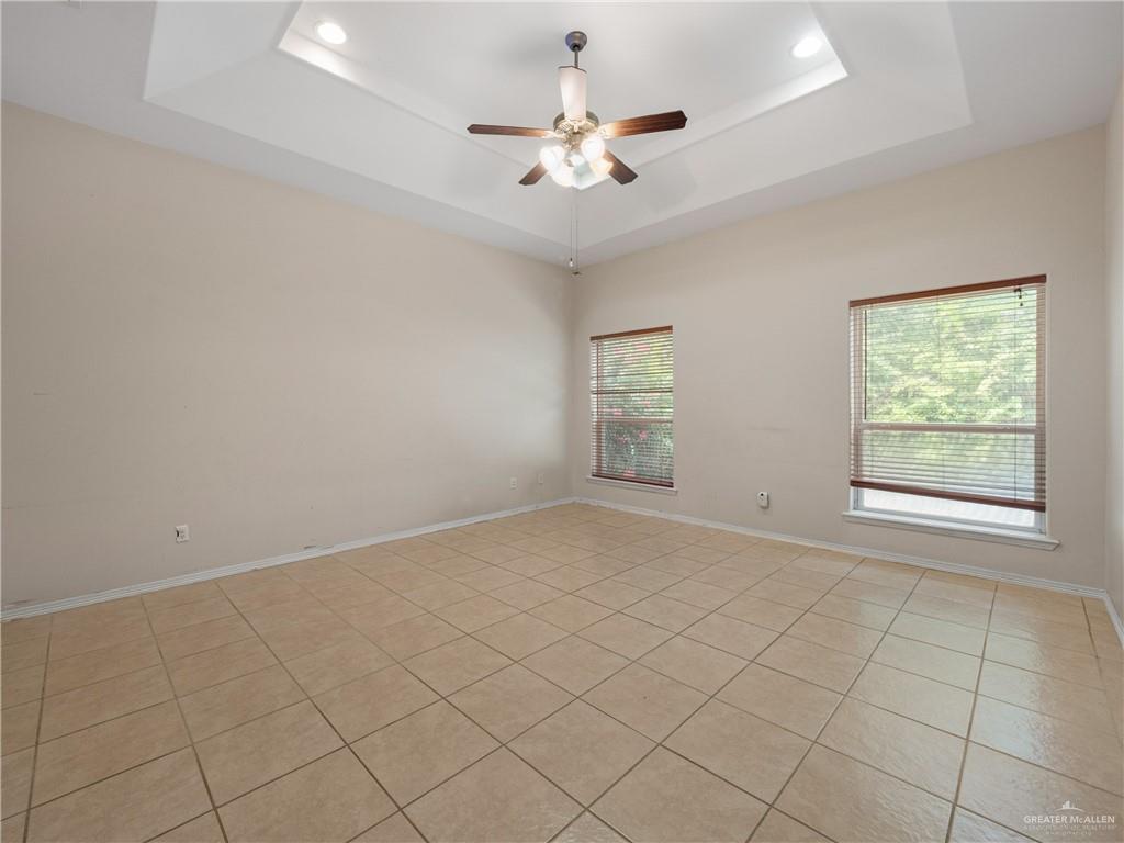4414 Water's Edge Harlingen, TX 78552 - Photo 20 of 32 a view of an empty room with a window