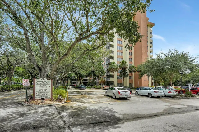 $179,000 | 10777 West Sample Road, Unit 207, Coral Springs, FL 33065