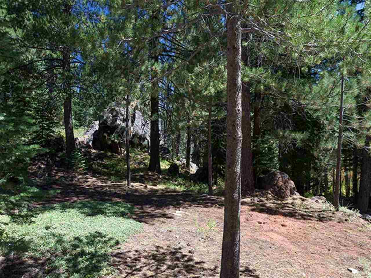 12737 Hillside Drive Truckee, CA 96161 - Photo 11 of 14
