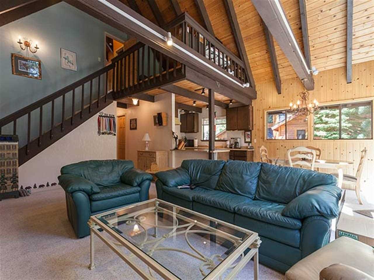 12737 Hillside Drive Truckee, CA 96161 - Photo 6 of 14