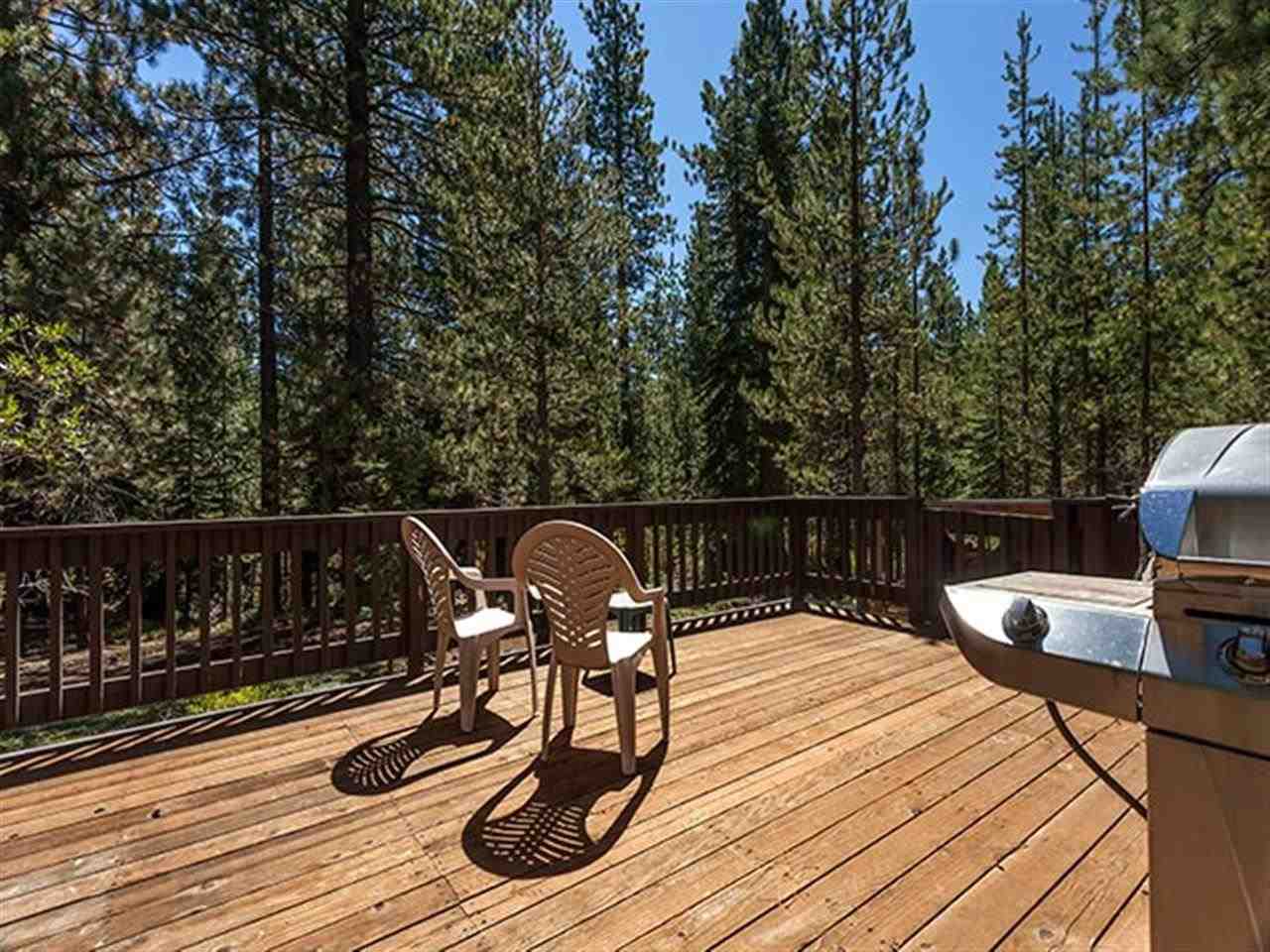 12737 Hillside Drive Truckee, CA 96161 - Photo 9 of 14