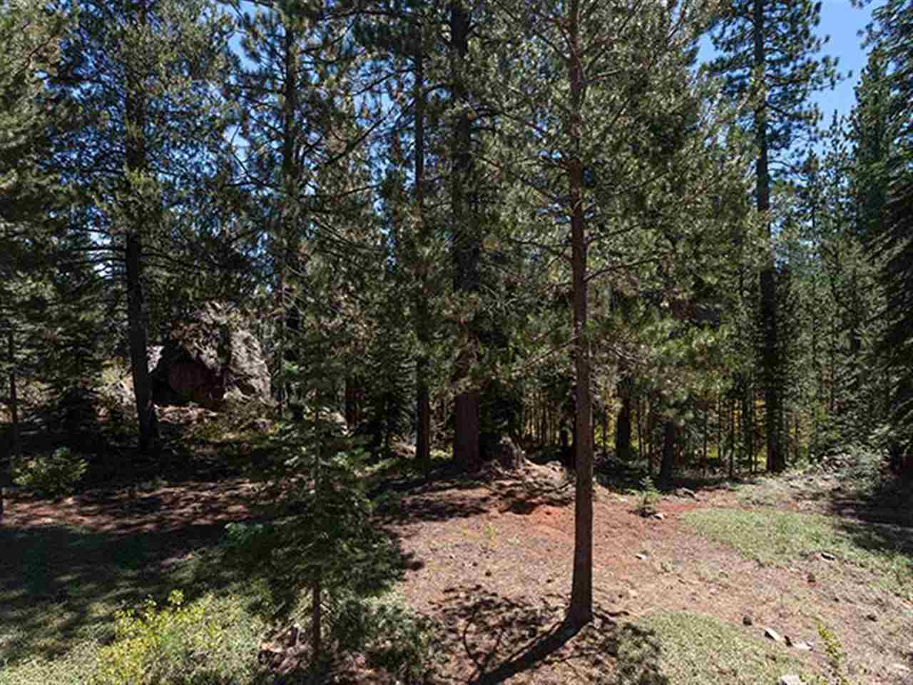 12737 Hillside Drive Truckee, CA 96161 - Photo 10 of 14