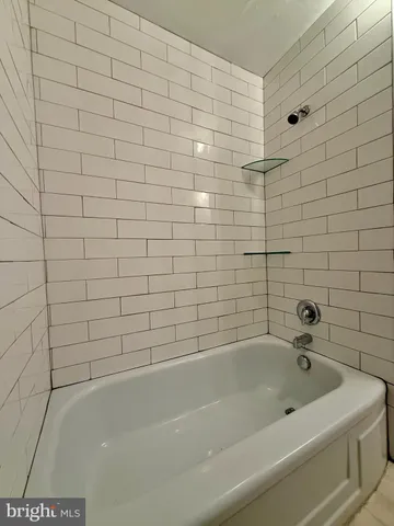 $299,999 | 220 North Bradford Street, Dover, DE 19904