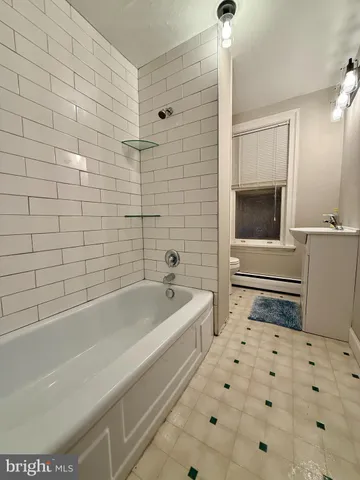 $299,999 | 220 North Bradford Street, Dover, DE 19904