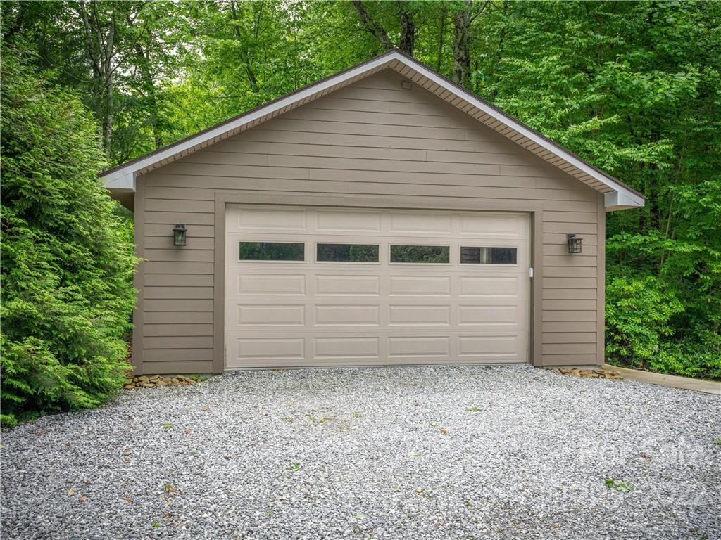 283 Ladd Ridge Road Rosman, NC 28772 - Photo 12 of 48 Gallery Image 12