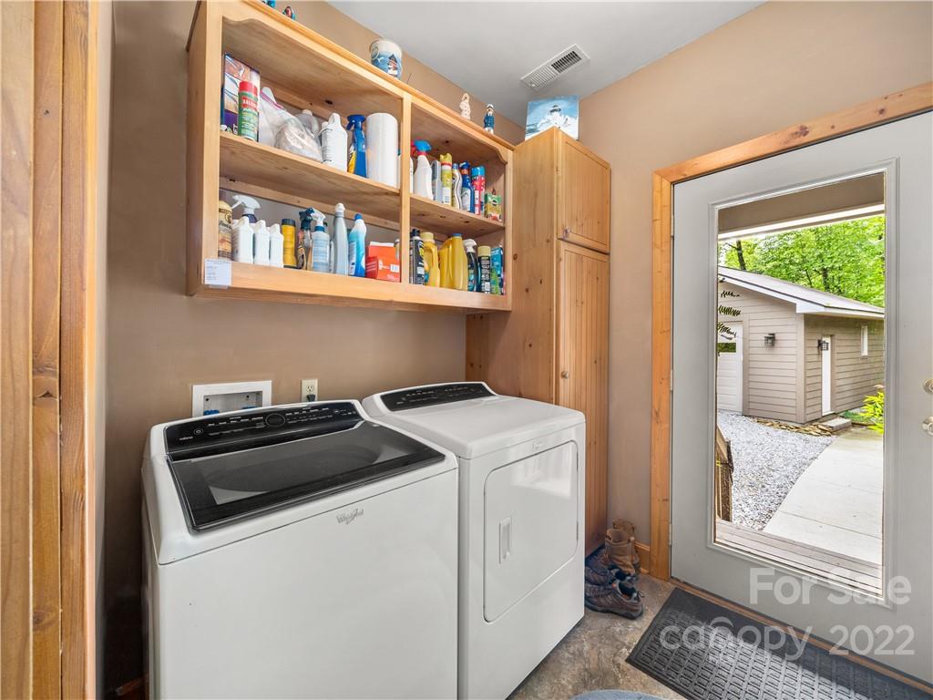 283 Ladd Ridge Road Rosman, NC 28772 - Photo 36 of 48 Gallery Image 36