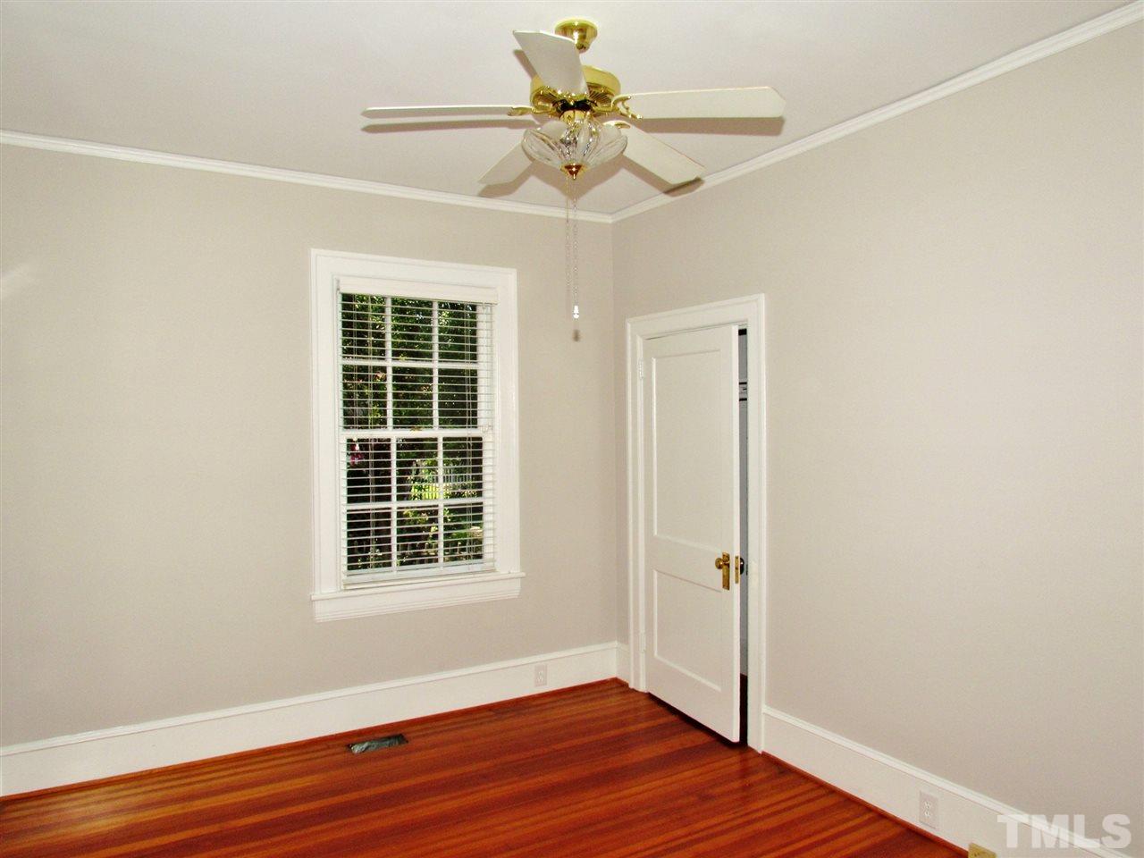 513 Dixie Trail Raleigh, NC 27607 - Photo 15 of 25