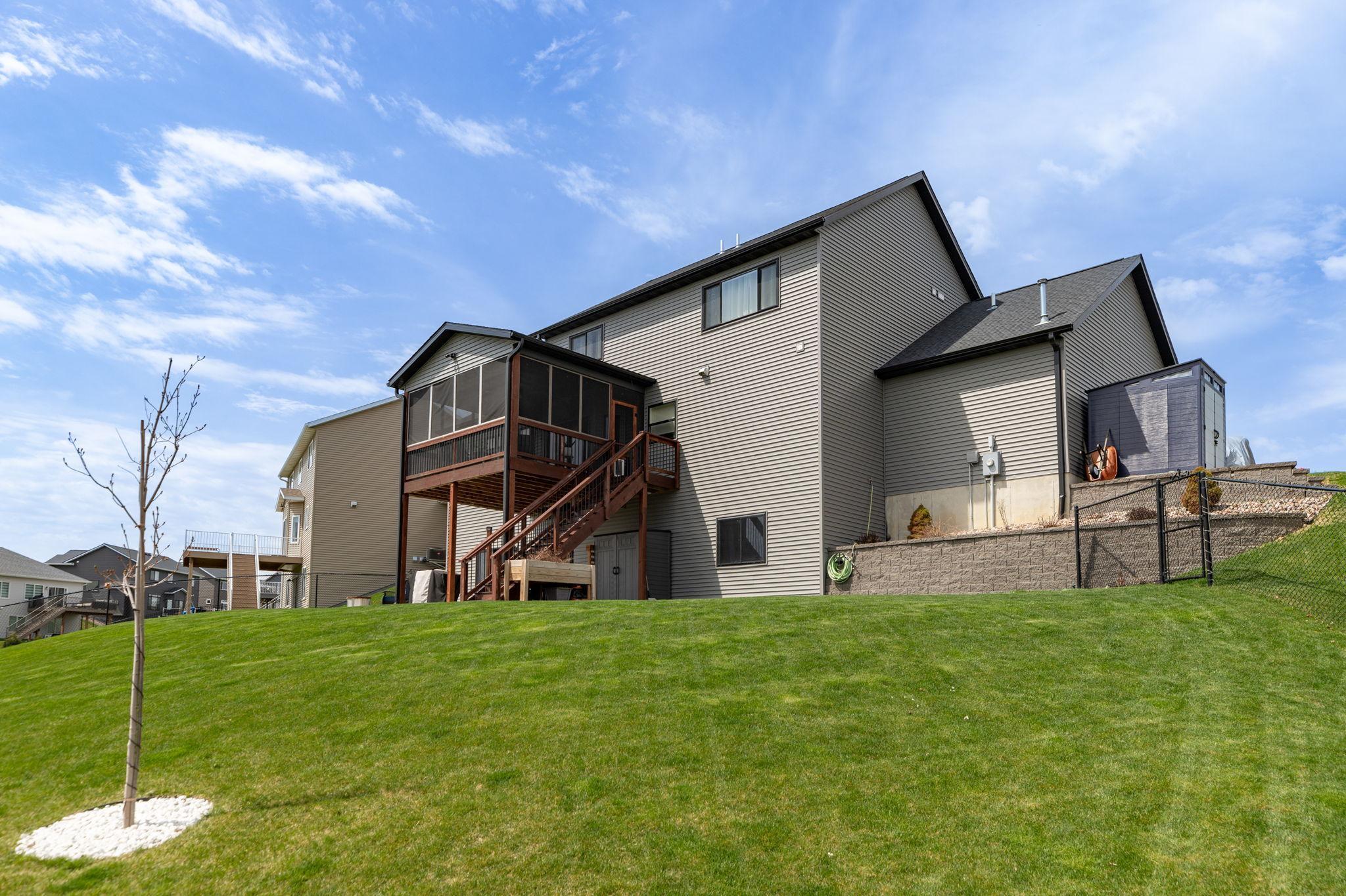 6364 Sunset Hill Place Northwest Rochester, MN 55901 - Photo 3 of 50