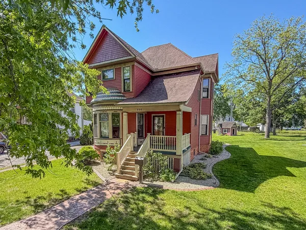 $247,500 | 444 East Center Street, Paxton, IL 60957