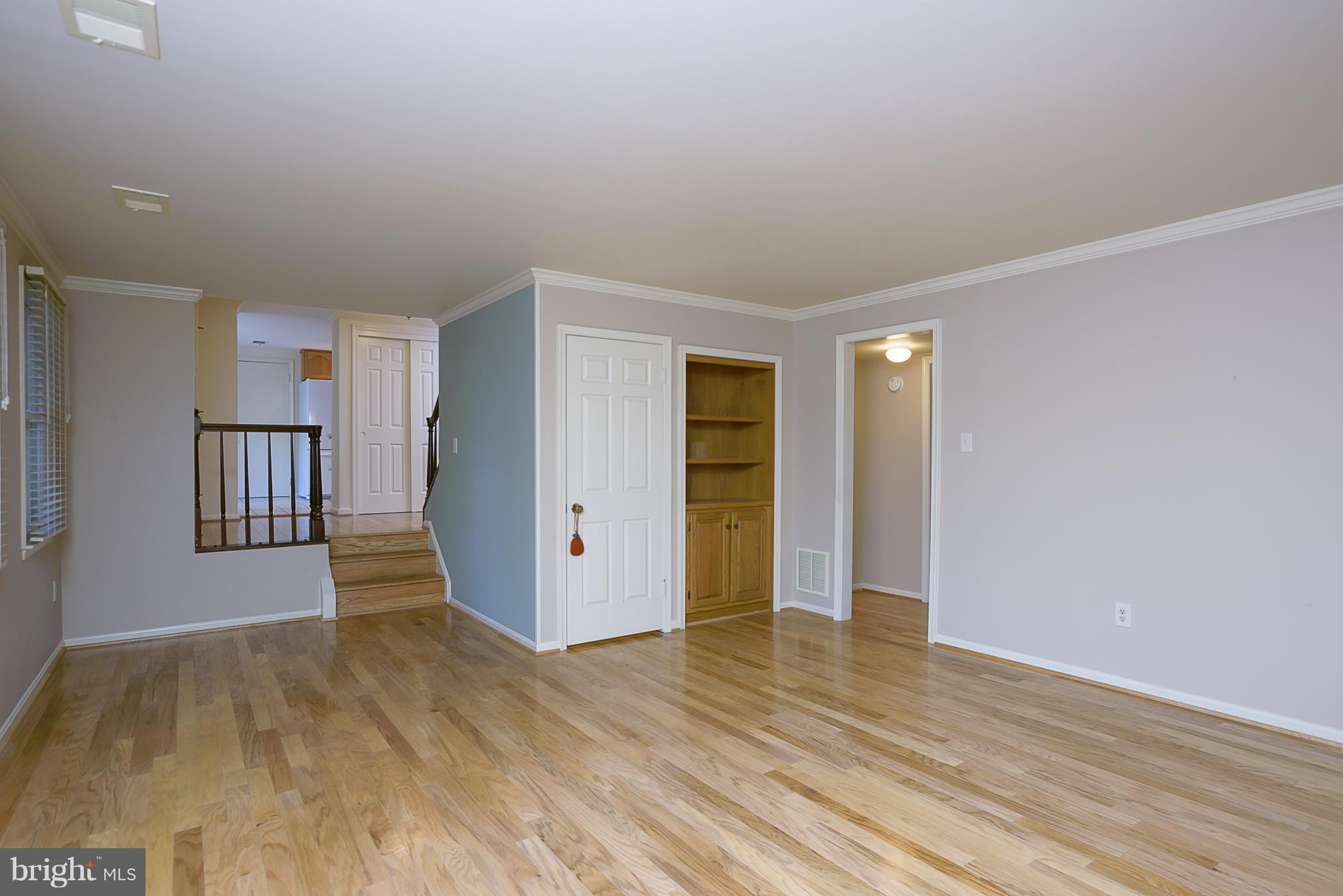 6094 Loventree Road Columbia, MD 21044 - Photo 14 of 30 Family Room