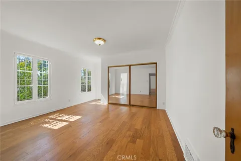 $2,875,000 | 112 Highland Avenue, Hancock Park, CA 90036