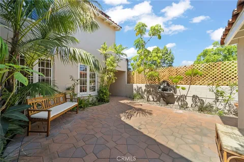 $2,875,000 | 112 Highland Avenue, Hancock Park, CA 90036
