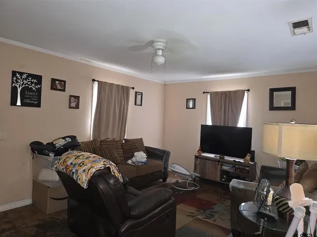 $159,000 | 300 Walnut Street, Naples, TX 75568