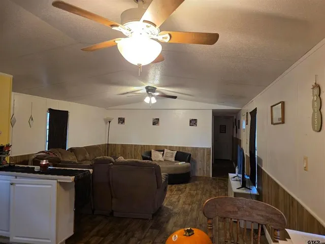 $159,000 | 300 Walnut Street, Naples, TX 75568