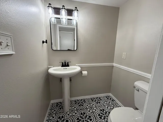 $1,800 | 1234 East Baker Drive, Tempe, AZ 85282