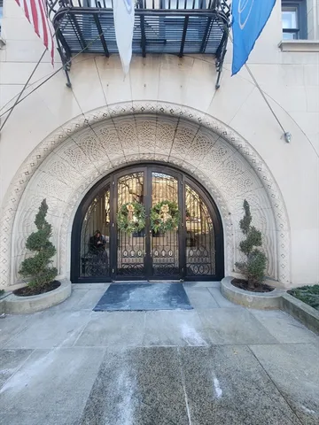 $4,800 | 416 Commonwealth Avenue, Unit 408, Boston, MA 02215