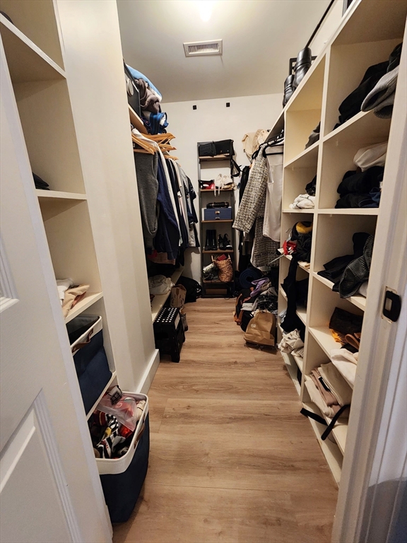 416 Commonwealth Avenue, Unit 408 Boston, MA 02215 - Photo 11 of 34