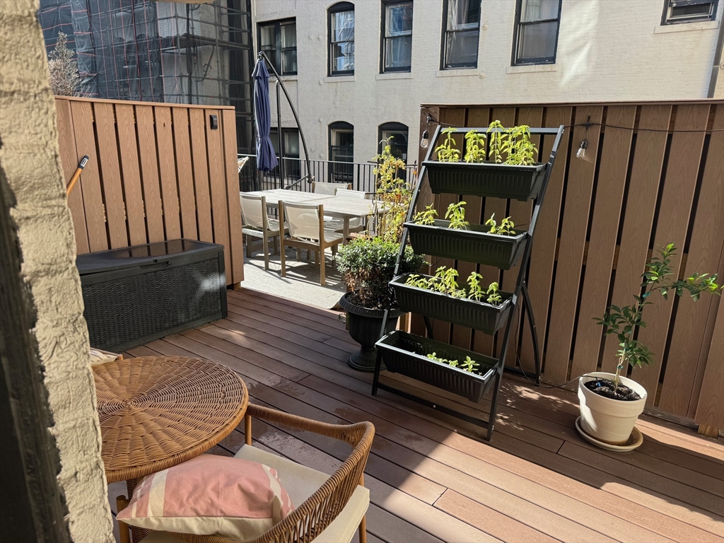 416 Commonwealth Avenue, Unit 408 Boston, MA 02215 - Photo 18 of 34