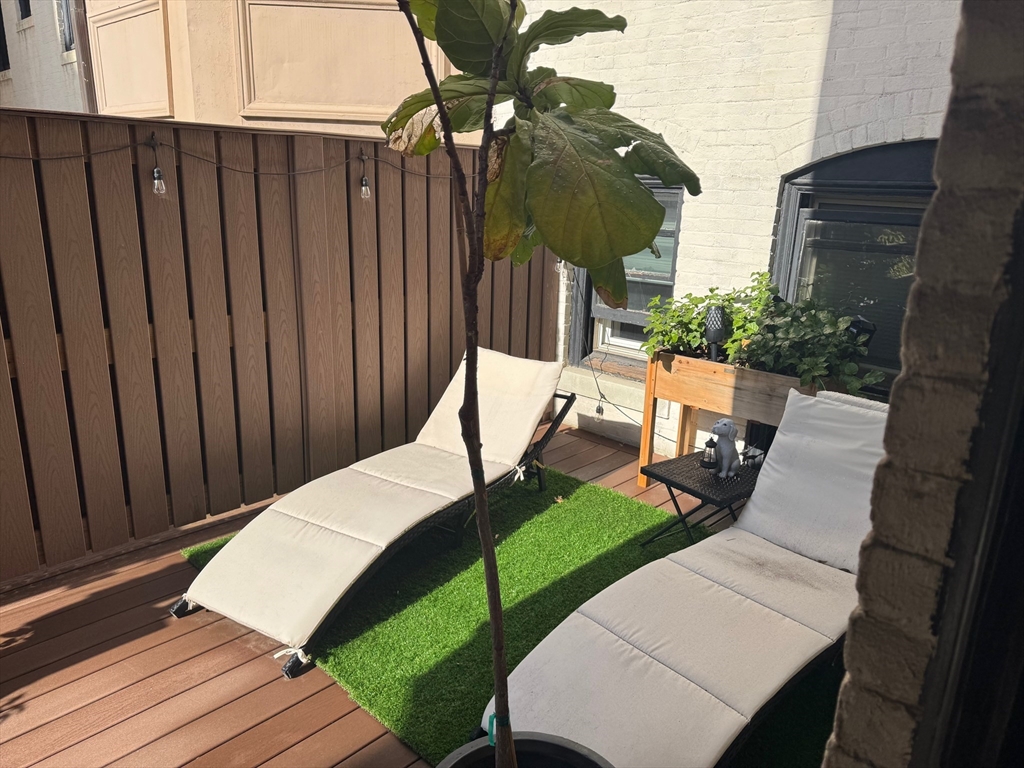 416 Commonwealth Avenue, Unit 408 Boston, MA 02215 - Photo 19 of 34