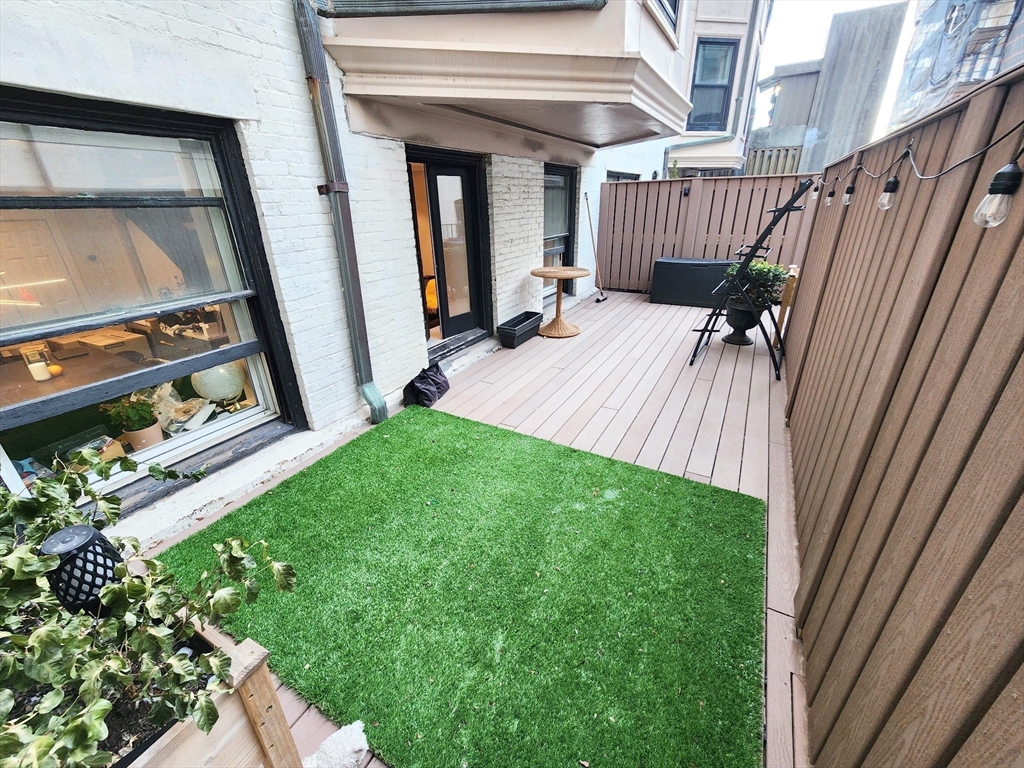 416 Commonwealth Avenue, Unit 408 Boston, MA 02215 - Photo 28 of 34