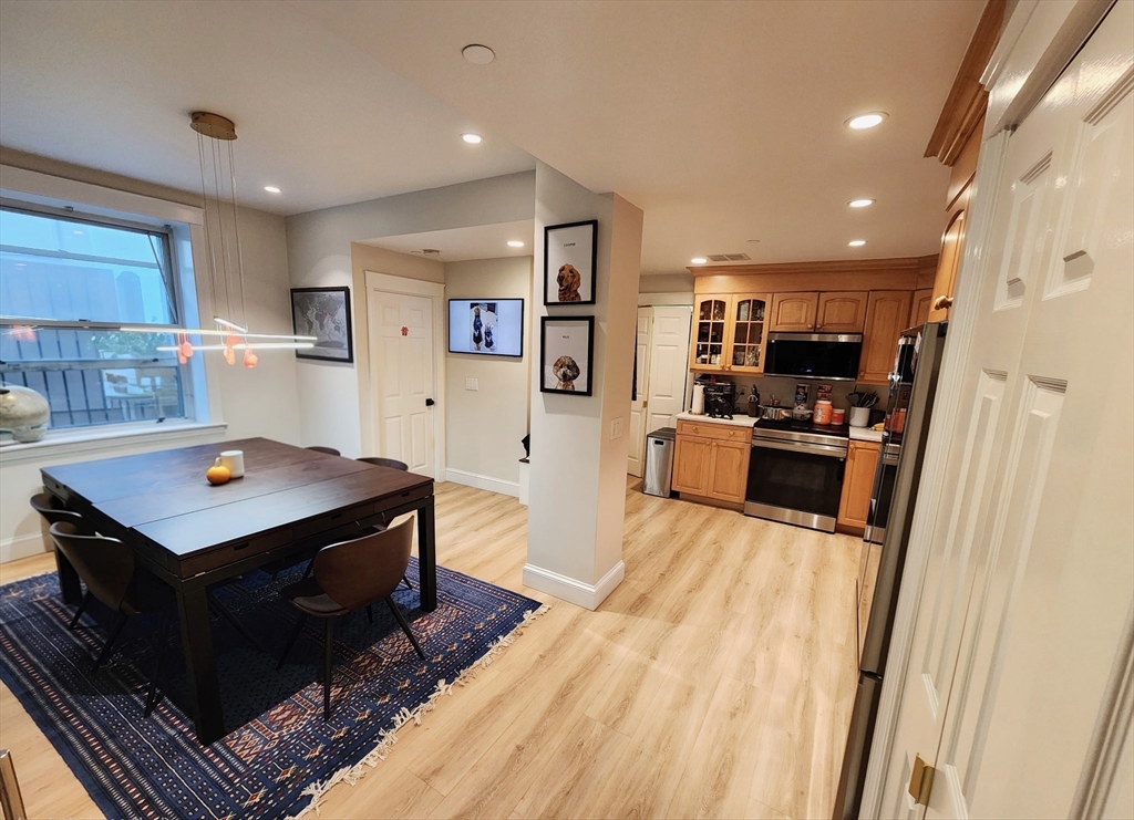 416 Commonwealth Avenue, Unit 408 Boston, MA 02215 - Photo 7 of 34