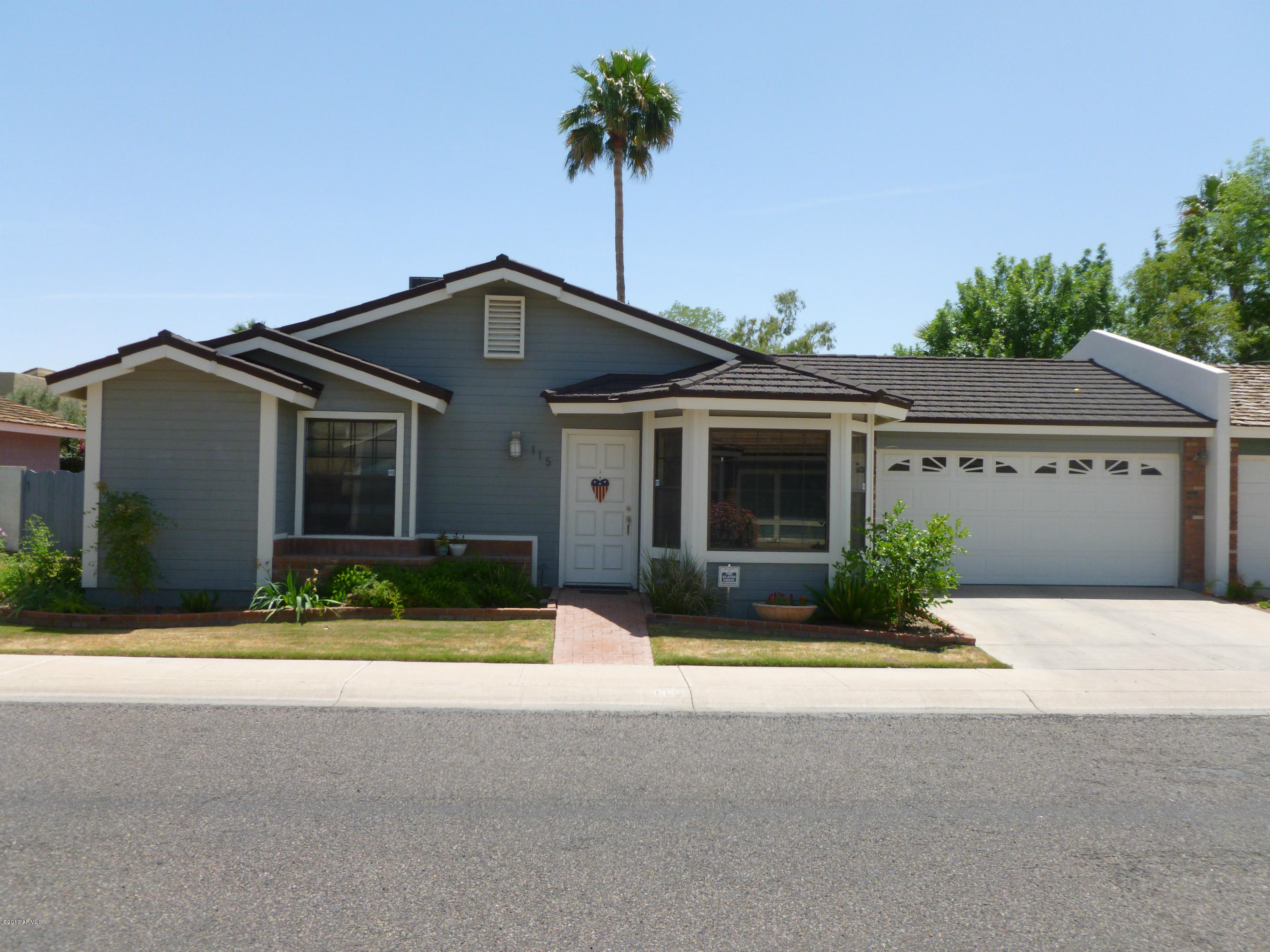 115 East Danbury Road Phoenix, AZ 85022 - Photo 1 of 21 Hazelwood & Barnett 019