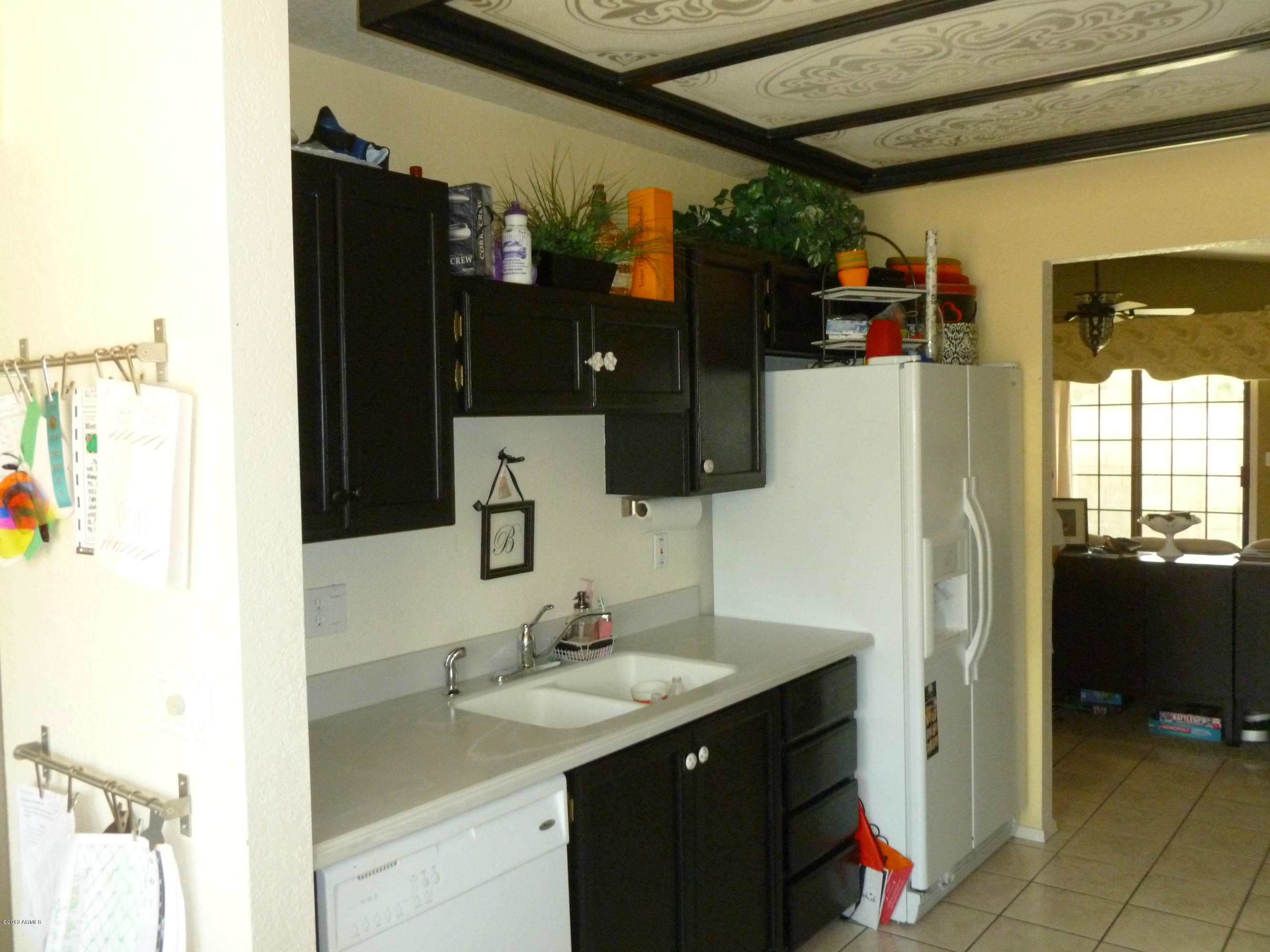 115 East Danbury Road Phoenix, AZ 85022 - Photo 12 of 21 Hazelwood & Barnett 032